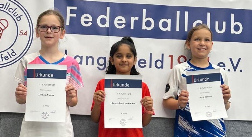 Sanavi Sumit Karkamkar 1. ME U11 und Lina Hoffmann 2. ME U11